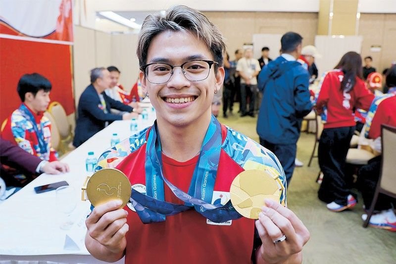 Yulo Brothers Compete at World Artistic Gymnastics Championships