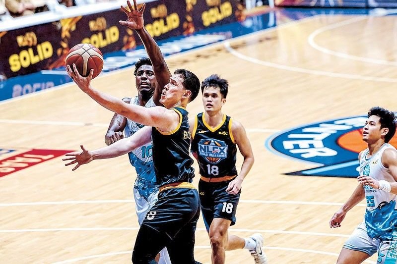 NLEX Edges Out Phoenix in Intense Quarterfinal Clash