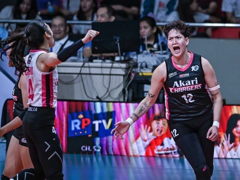 Alba, Lacsina, Soyud Shine in Akari’s Thrilling Triumph Against Farm Fresh
